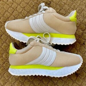 Charlotte Stone Tootie in Peche Size 6